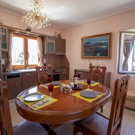 Captain's Gem Holiday home *